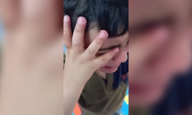 تفاصيل مؤلمة.. نوبات عصبية تصيب نجل عزام أبو العدس بعد اعتقاله لدى السلطة