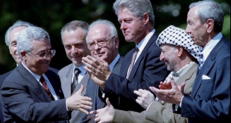 باحث: “حل الدولتين” سراب تلاشى والسلطة غائبة تمامًا عن القدس