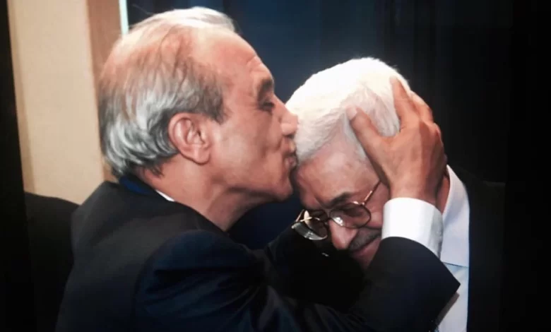 مركزية فتح ترفض طلب عباس ضم ماجد فرج لعضويتها.. تفاصيل مثيرة