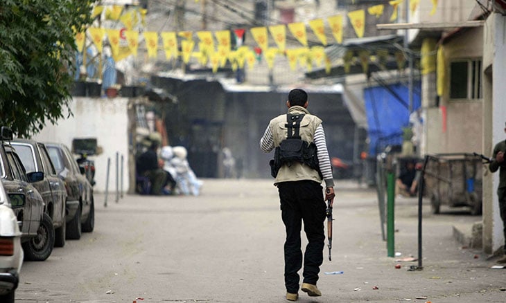 كاتب: فتح تحولت لساحة تصفية حسابات وقياداتها تحركهم مصالح ضيقة