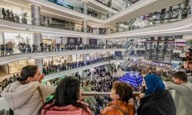 مختص: حفنة تتقاطع من الاحتلال لإظهار الضفة بخير على حساب كرامتها