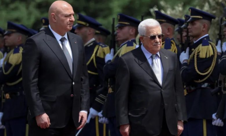 عباس في بيروت.. عاد عباس وبقي السلاح