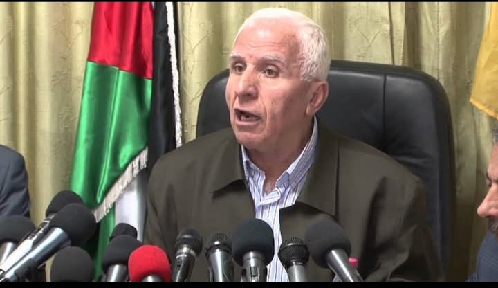 موسم توزيع المناصب.. تعيين عزام الأحمد أمينا لسر منظمة التحرير