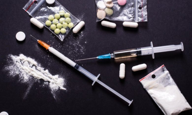 في الضفة.. معدلات تعاطي المخدرات مخيفة والسلطة همها “المقاومة”