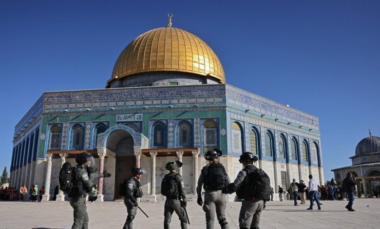 حماس: استمرار حصار الأقصى من قبل الاحتلال اعتداء صارخ على المسلمين