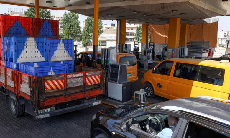 ستستمر حتى الأسبوع المقبل.. السلطة تفشل في حل أزمة المحروقات بالضفة