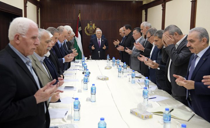 شرعية بلا شعب.. مراسيم إقصاء بشروط الاحتلال تُرسّخ الأزمة لا تحلها