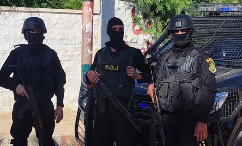 هكذا رهنت السلطة استمراريتها: الولاء للاحتلال لقاء منافع شخصية