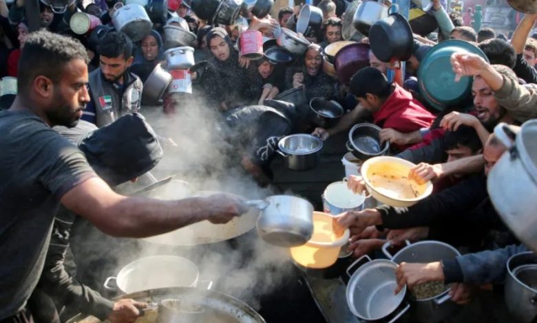 حماس تدعو إلى حراك عالمي غداً ضد حرب الإبادة والتجويع في قطاع غزة