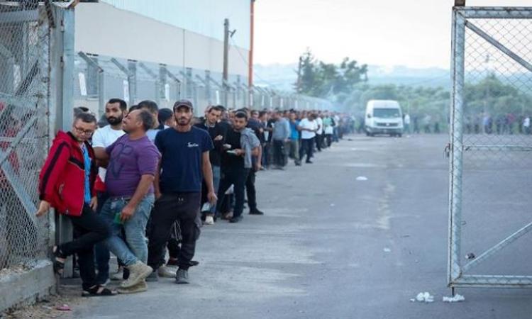 ارتفاع ملحوظ بأموال ضريبة دخل العمال التي حولها الاحتلال للسلطة