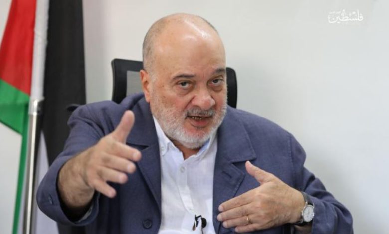 القدوة: “عباس” لا شرعية له وسلطته أٌقامت نظام تمييز بين غزة والضفة