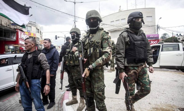 غضب شعبي.. أجهزة السلطة تقتل أحد ضابطها تحت التعذيب