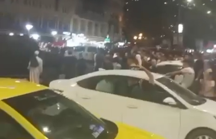 أجهزة السلطة في نابلس تقمع بقسوة مسيرة جماهيرية تضامناً مع غزة