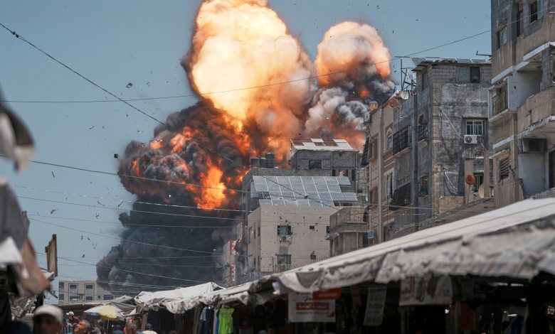 “تسهل خطط الاحتلال”.. عساف: لا رهان على سلطة تتفرج على تهجير الضفة وإبادة غزة