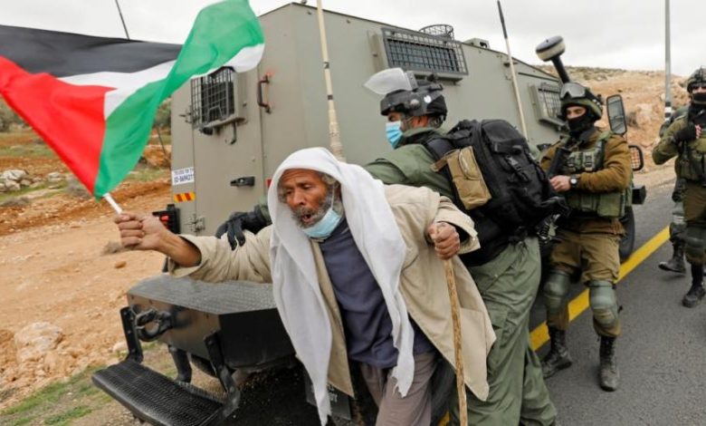 مسافر يطا وحيدة في وجه تهجير الاحتلال وتهميش السلطة