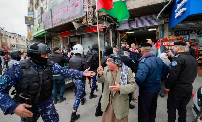 وحدة الخطر تتطلّب قيادة واستراتيجية فلسطينية موحّدة