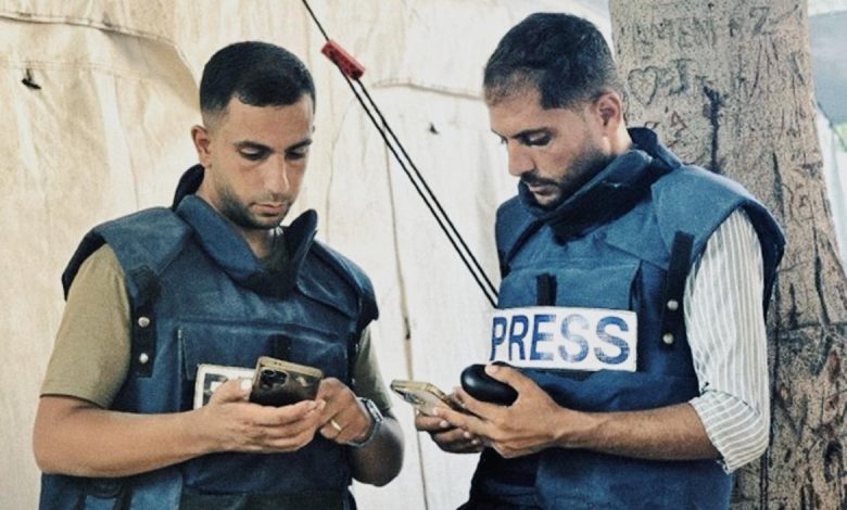 ذبابها الإلكتروني حرض عليهم.. فتح تذرف دموع التماسيح على مراسلي الجزيرة الشهداء