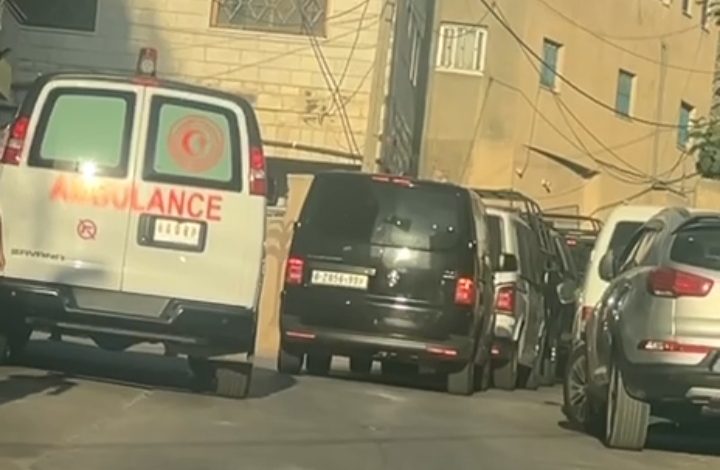 اشتباكات بين مسلحين وأجهزة السلطة في شوارع بيت لقيا برام الله