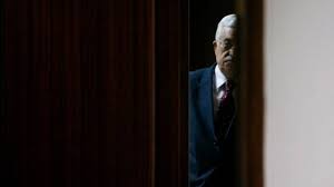 رغم ولاءه الكامل.. واشنطن تمنع عباس وحاشيته من دخول الولايات المتحدة