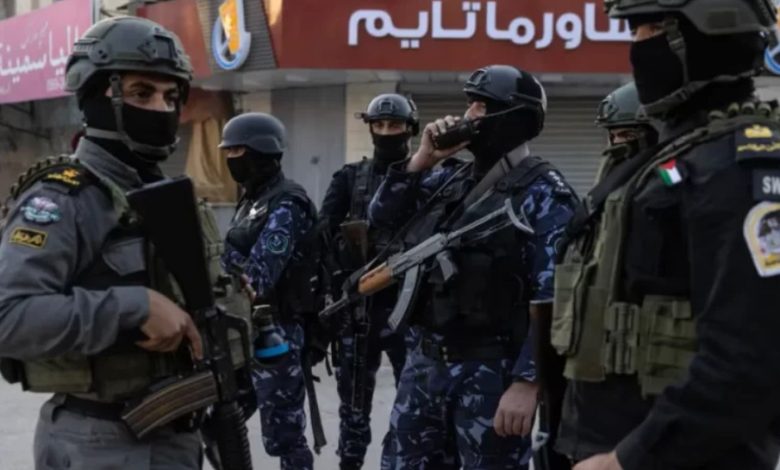 خطوة خطيرة.. السلطة تعتقل فلسطينياً نفذ هجوماً ضد إٍسرائيليين في فرنسا