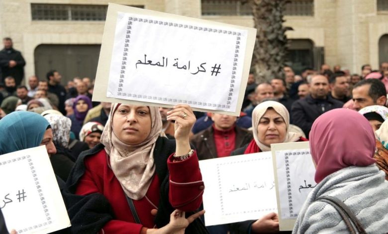 اغتراب آلية دوام المدارس عن واقع المدرسة الفلسطينية في أزمة غير منتهية