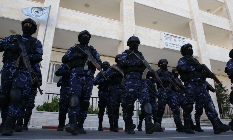 مصر تضغط لعودة السلطة لحكم غزة وتعلن بدء تدريب الدفعة الثانية من عناصرها