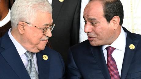 فضيحة.. السلطة تتوسل لحضور عباس قمة شرم الشيخ ومصر تتجاهل