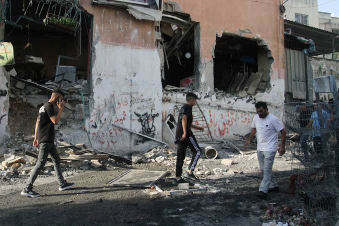 هكذا تتماهى السلطة مع شروط الاحتلال في مباحثات إدارة غزة