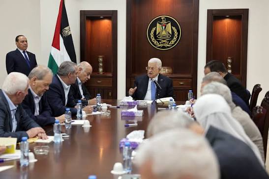 الخائن يُستَخدم ثم يُرمى.. تأملات في زمن الانكسار الفلسطيني!