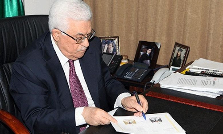 مراسيم عباس.. شهادة وفاة للانتخابات وميلاد للتوريث والتفرد