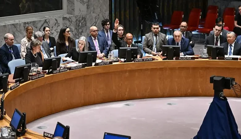 هكذا لعبت السلطة دورًا قذرًا في تمرير القرار الأممي ضد غزة