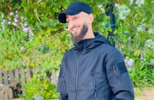 تدهور بصحة المعتقل السياسي حمزة أبو الزيت وعائلته تُحمل السلطة مسؤولية حياته