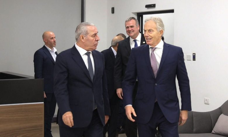 الشيخ يلتقي بلير لبحث التآمر على الشعب الفلسطيني وتنفيذ خطط نتنياهو