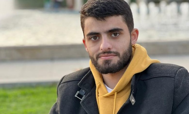 بعد أن أصابته بالشلل.. الجريح “عبد الفتاح”: السلطة نكث وعدها لي بالعلاج