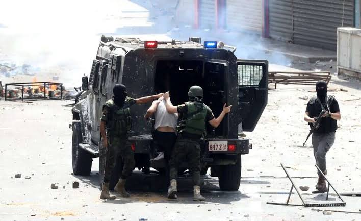 حسين الشيخ نائبا للرئيس.. تثبيت للولاءات أم تسريع لانهيار الشرعية؟