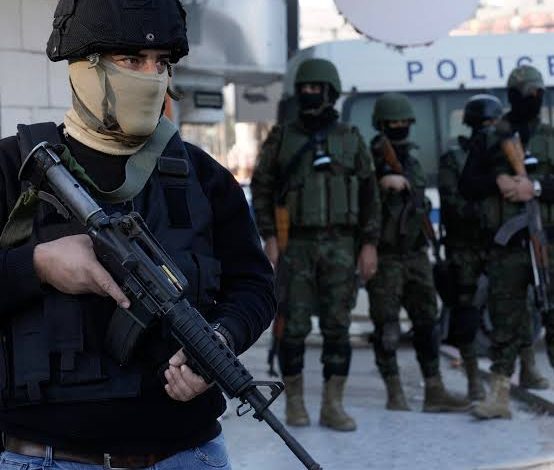 الاتحاد الأوروبي يقترح تدريب 3 آلاف شرطي من السلطة لنشرهم بغزة