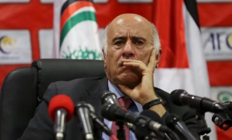 الذباب الإلكتروني لفتح يهاجم جبريل الرجوب لهذا السبب