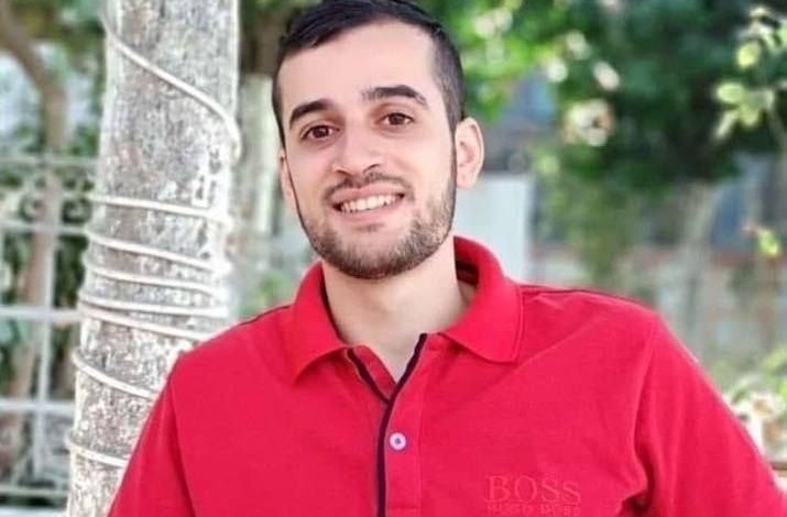 أمن السلطة بنابلس يختطف أسيراً محرراً ويواصل اعتقال شبان آخرين