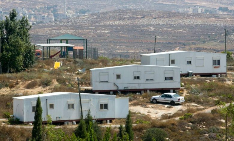 السلطة عاجزة.. جيش الاحتلال يشارك مباشرة بإنشاء المزارع الاستيطانية بالضفة